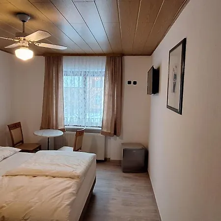 Hotel Sharma's Ilmenau