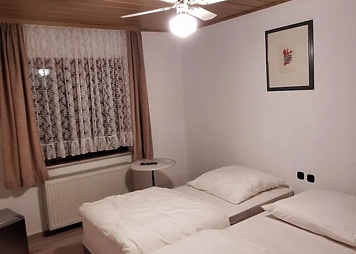 Sharma's Hotel Ilmenau