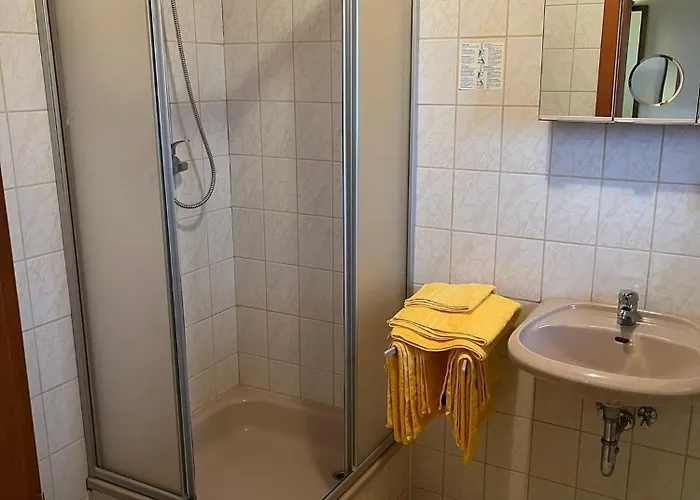 Hotel Sharma's Ilmenau